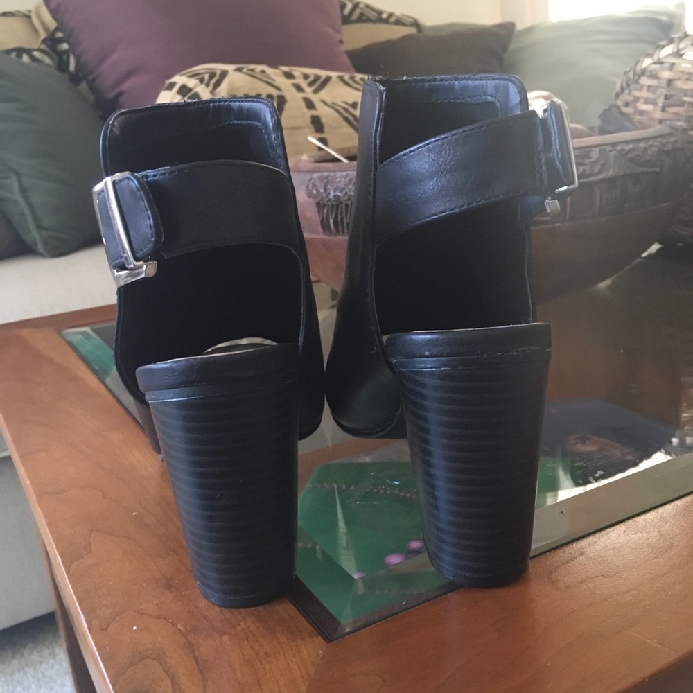 NWT Open Toe Bootie - Picture 2 of 5